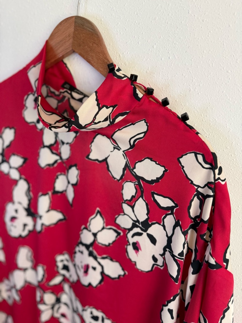 Zara Red Floral Shift Dress Large Mock Neck Button Shoulder Midi Dress